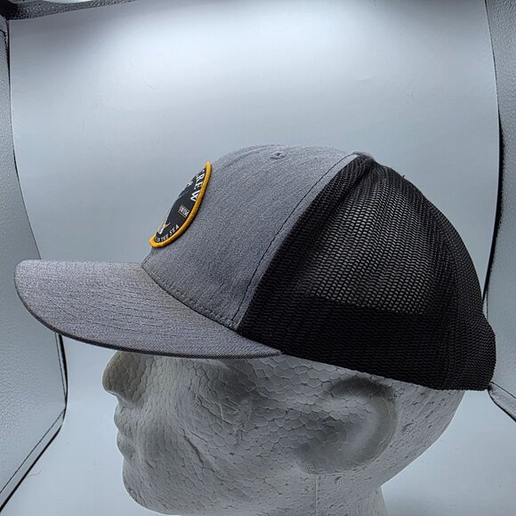 Salty Crew Bottom Dweller Retro Mens Gray Trucker Hat Fishing Outdoors Casual - Picture 2 of 10